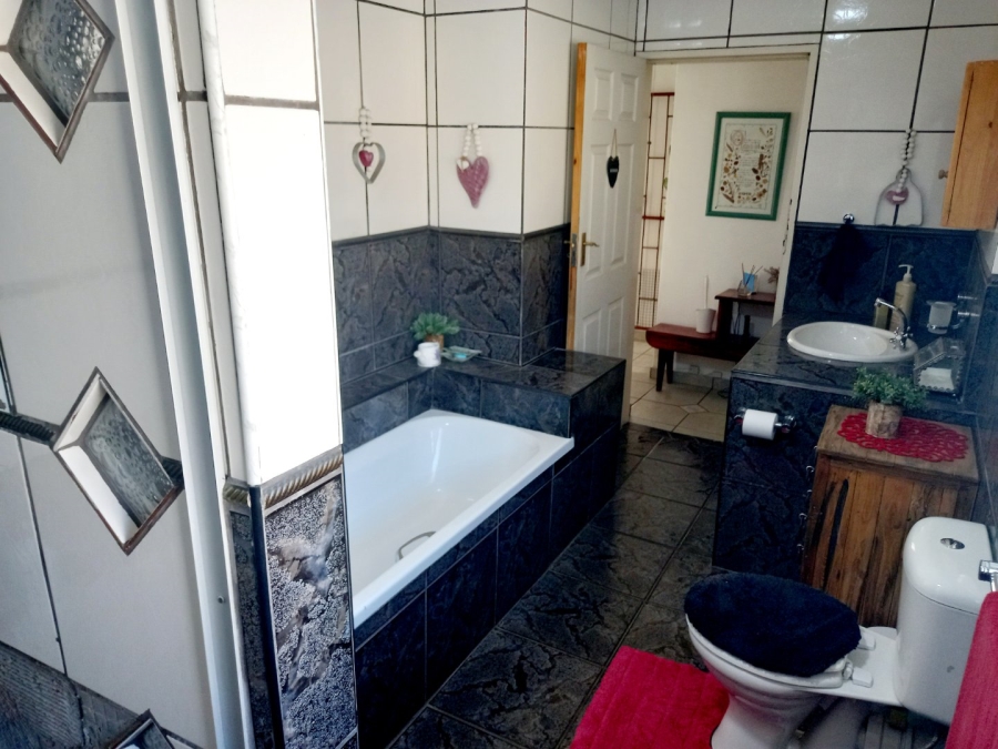 3 Bedroom Property for Sale in Sasolburg Ext 4 Free State